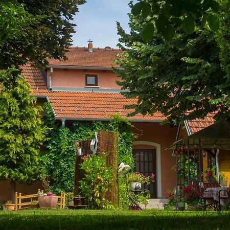 Apartments Suncani Zagreb Buitenkant foto