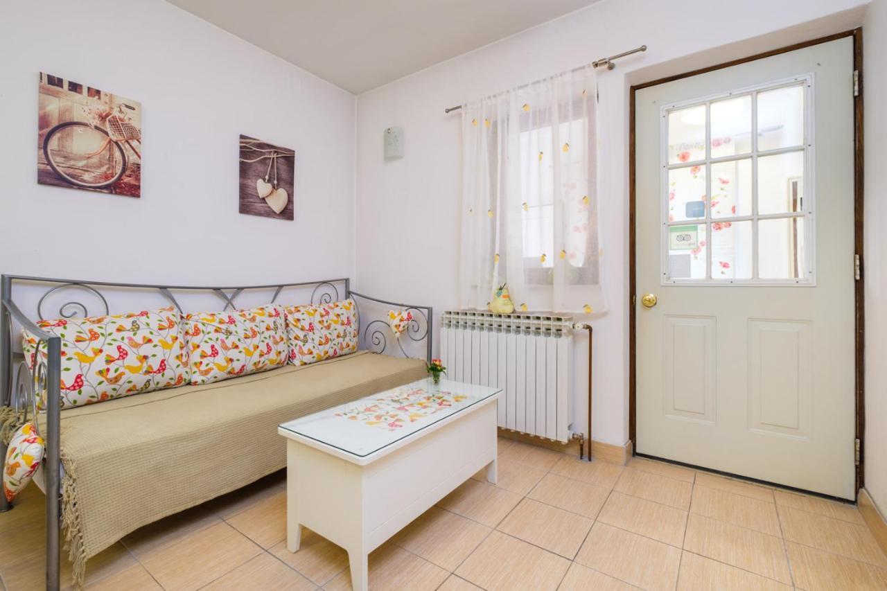 Apartments Suncani Zagreb Buitenkant foto
